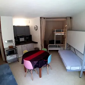appartement-plein-sud-barges.midi-pyreneeshotels.com/